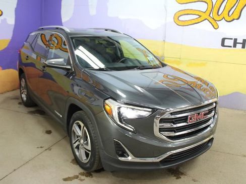 Used 2020 GMC Terrain SLT FWD image 2