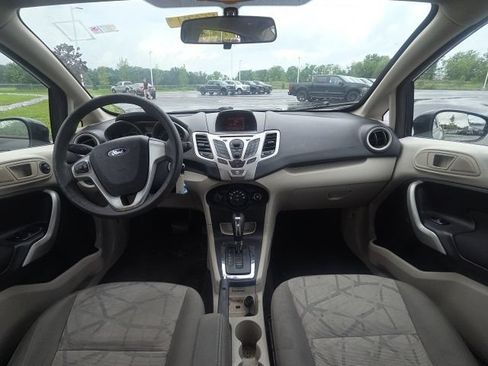 Used 2012 Ford Fiesta SE FWD image 16