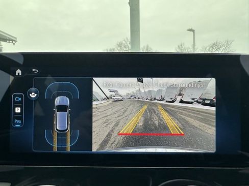 Used 2025 Mercedes-Benz GLA 250 4MATIC image 21