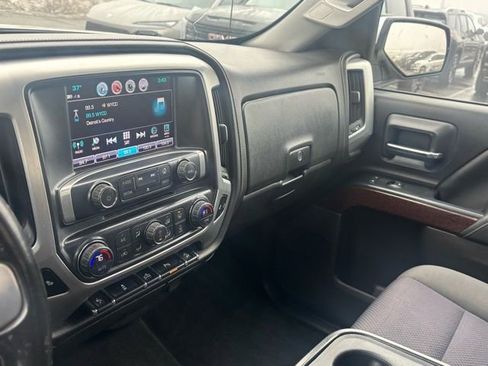 Used 2018 GMC Sierra 1500 SLE w/ SLE Value Package image 28
