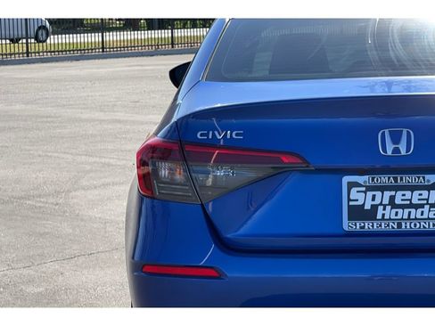Certified 2022 Honda Civic EX image 43