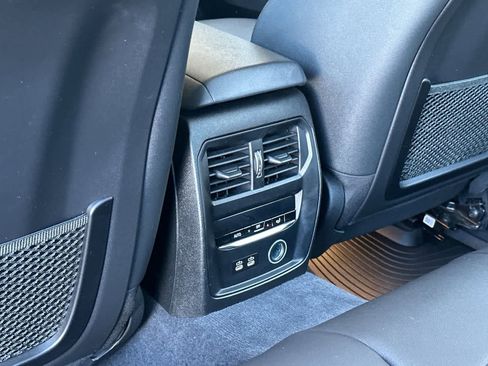 Used 2019 BMW 330i Sedan w/ Convenience Package RWD image 15