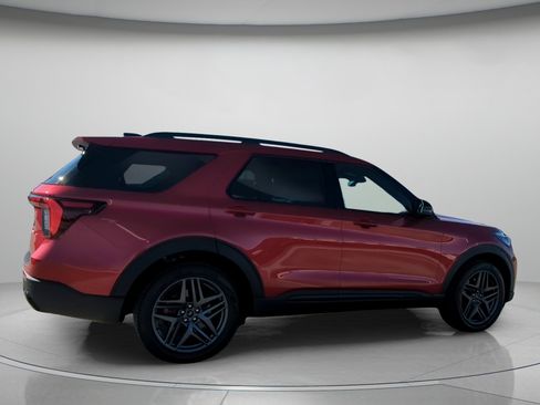 New 2026 Ford Explorer ST-Line image 32