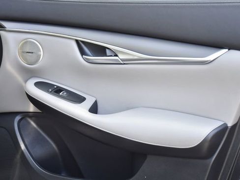Used 2025 INFINITI QX50 Luxe AWD/4WD image 28