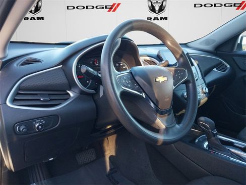 Used 2024 Chevrolet Malibu LT image 13