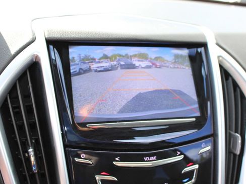 Used 2016 Cadillac SRX Luxury w/ Driver Awareness Package image 17