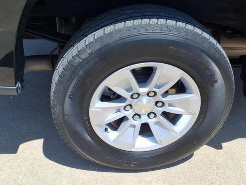 Used 2023 Chevrolet Silverado 1500 LT w/ Safety Package AWD/4WD image 20