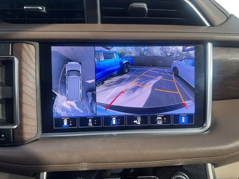 Used 2021 GMC Yukon Denali image 29