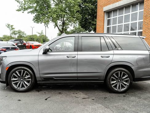 Used 2022 Cadillac Escalade Sport w/ Touring Package AWD/4WD image 41