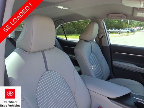 Used 2023 Toyota Camry SE image 15