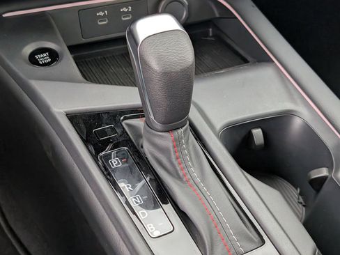 New 2026 Nissan Sentra SR FWD image 18
