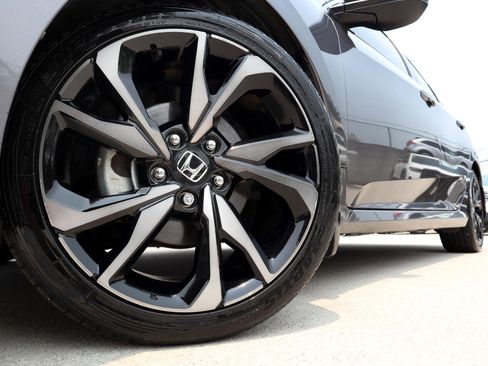 Used 2020 Honda Civic Sport image 24