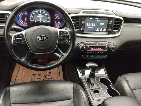 Used 2019 Kia Sorento EX w/ EX Touring Package image 22