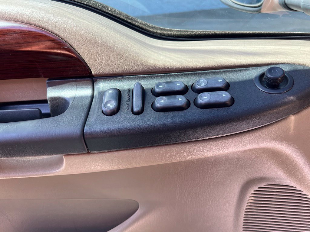 Used 2007 Ford F250 Lariat AWD/4WD image 23