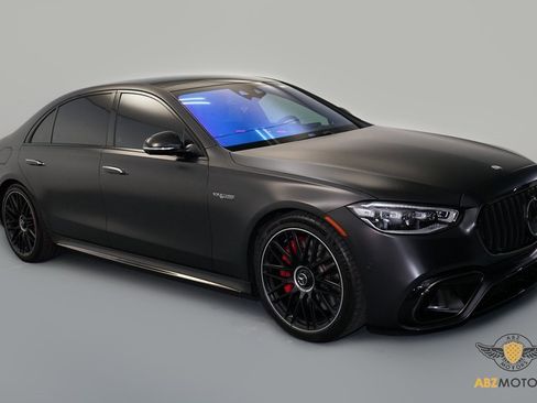 Used 2025 Mercedes-Benz S 63 AMG S image 2