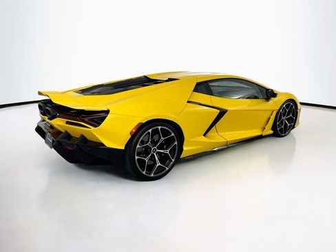 Used 2024 Lamborghini Revuelto AWD/4WD image 5
