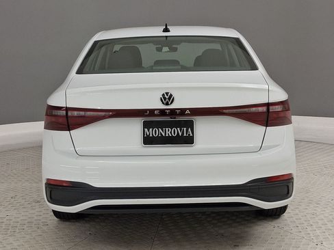 Used 2025 Volkswagen Jetta S FWD image 8