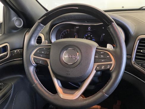 Used 2015 Jeep Grand Cherokee Overland w/ Advanced Technology Group image 17