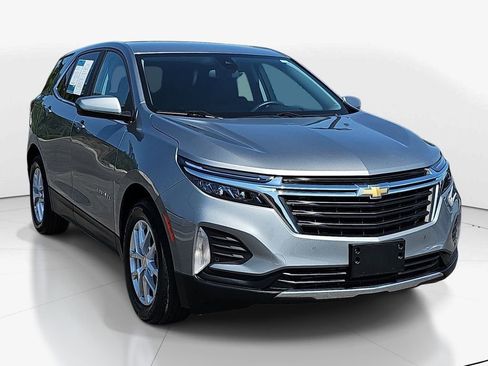 Used 2023 Chevrolet Equinox LT FWD image 3