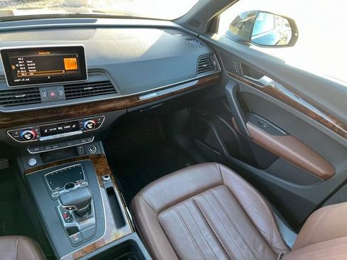 Used 2018 Audi Q5 2.0T Premium Plus w/ Premium Plus Package image 10