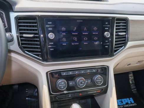 Used 2023 Volkswagen Atlas SE w/ Panoramic Sunroof Package AWD/4WD image 22