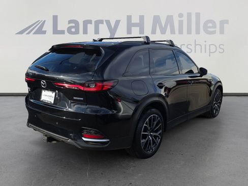 Used 2025 MAZDA CX-70 Plug-In Hybrid w/ Premium Pkg image 5