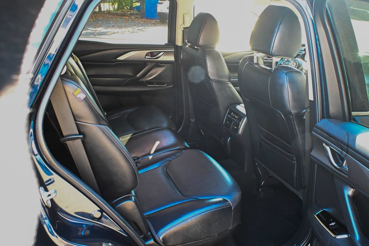 Used 2018 MAZDA CX-9 Touring AWD/4WD image 10