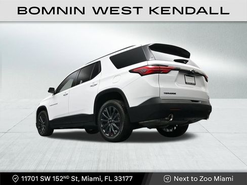 Used 2023 Chevrolet Traverse RS image 22