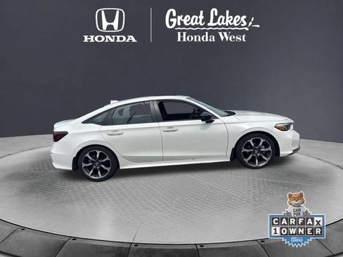 Used 2025 Honda Civic Sport image 9