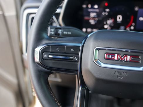 Used 2024 GMC Canyon AT4 w/ AT4 Premium Package AWD/4WD image 17