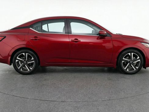 Used 2025 Nissan Sentra SV FWD image 11