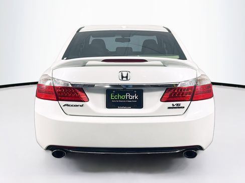 Used 2013 Honda Accord Touring image 7