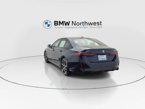 New 2026 BMW 540i xDrive w/ Executive Package image 13