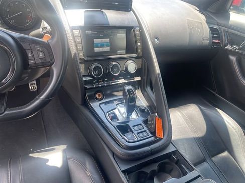 Used 2015 Jaguar F-TYPE S image 10