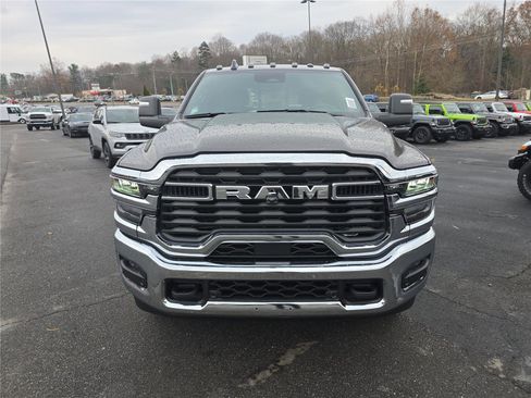 New 2026 RAM 3500 Tradesman image 9