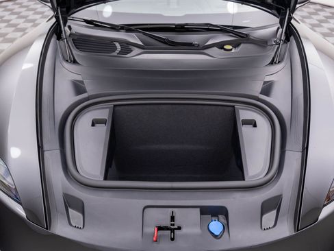 New 2025 Porsche Taycan Turbo S image 31