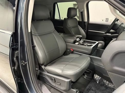 New 2026 Ford Expedition Max Active image 36