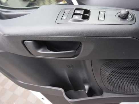 New 2026 RAM ProMaster 2500 w/ Convenience Group image 25