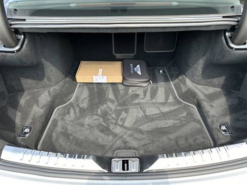 New 2024 Bentley Flying Spur W12 image 39