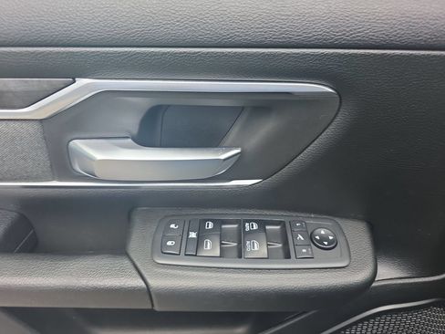 Used 2019 RAM 1500 Big Horn AWD/4WD image 16