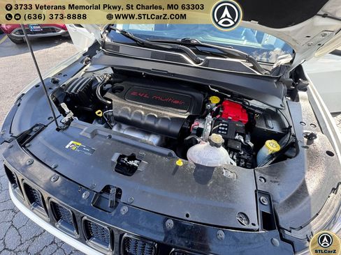 Used 2021 Jeep Compass Latitude AWD/4WD image 19