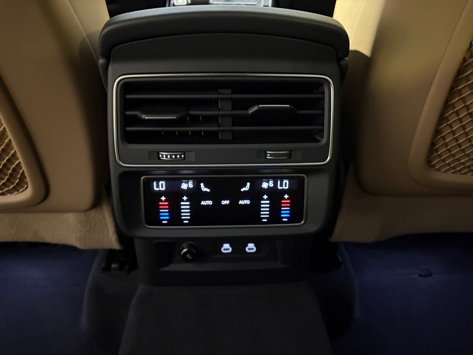 Used 2023 Audi Q8 Premium Plus AWD/4WD image 47