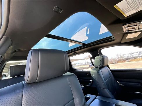 Used 2025 Toyota Tundra Platinum image 13