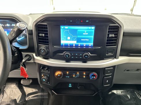 Used 2022 Ford F150 XLT w/ Trailer Tow Package image 31