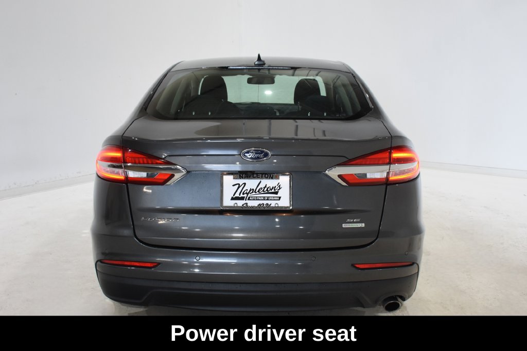 Used 2020 Ford Fusion SE FWD image 6