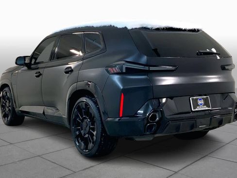 Used 2025 BMW XM image 11