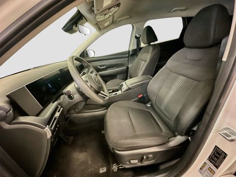 Used 2025 Hyundai Tucson SEL AWD/4WD image 13