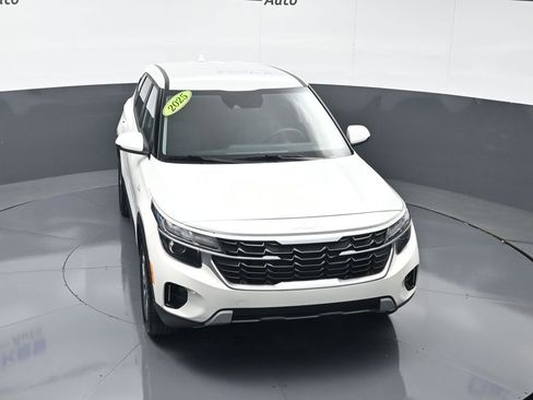 Certified 2025 Kia Seltos LX image 45