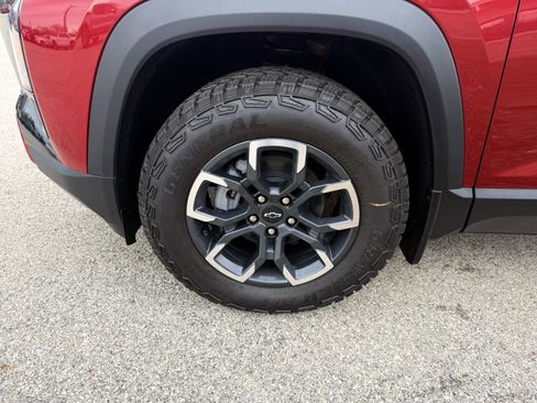 New 2026 Chevrolet Equinox ACTIV w/ Convenience Package III image 12