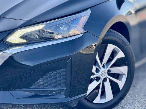 Used 2024 Nissan Altima 2.5 S image 5